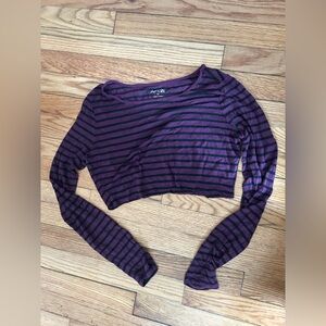 Cropped purple striped shirt